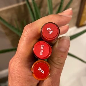 Hold for Leahoharper LipSense